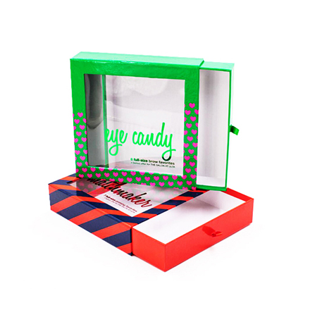 GMB025 Clothing Box